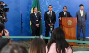 Leia mais sobre o artigo Governo anuncia R$40 bi para financiar a folha de pagamentos de pequenas e médias empresas