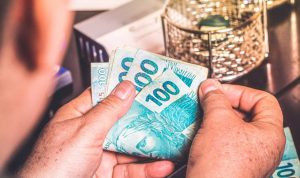 Leia mais sobre o artigo Câmara aprova auxílio de R$ 600 por mês para trabalhador informal