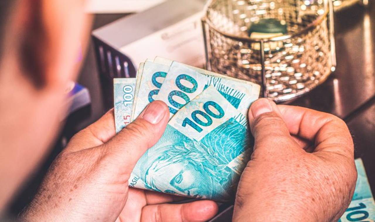 No momento, você está visualizando Câmara aprova auxílio de R$ 600 por mês para trabalhador informal