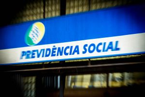 Leia mais sobre o artigo INSS antecipa pagamento de um salário mínimo de auxílio-doença