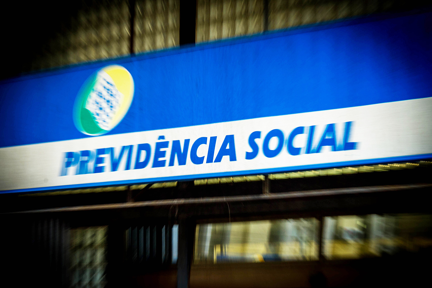 No momento, você está visualizando INSS antecipa pagamento de um salário mínimo de auxílio-doença