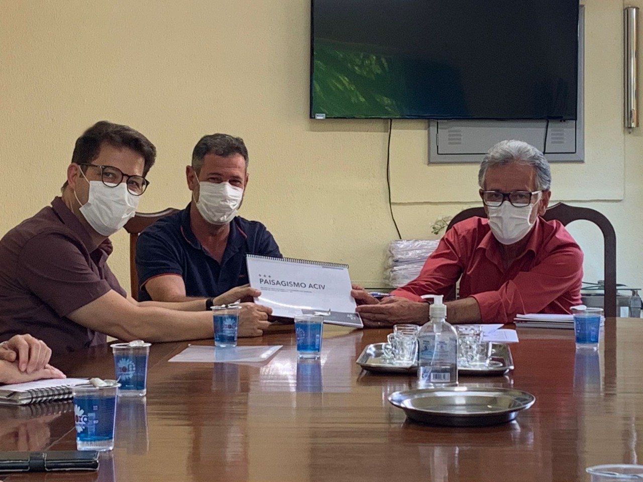 No momento, você está visualizando ACIV entrega projeto de paisagismo para Prefeitura Municipal