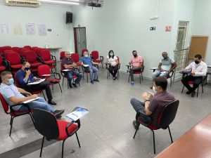 Leia mais sobre o artigo Comerciantes do calçadão procuram ACIV para falar de estacionamento e comércio ambulante