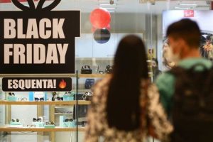 Leia mais sobre o artigo Black Friday movimenta Centro de Varginha nesta sexta-feira