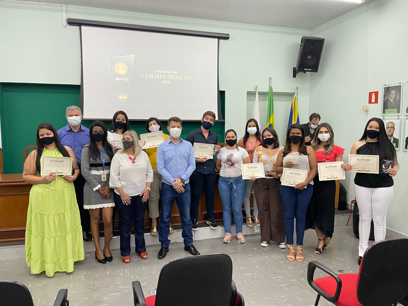 No momento, você está visualizando ACIV entregou premiação do Cliente Oculto na noite da última sexta-feira