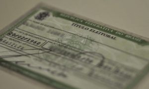 Leia mais sobre o artigo Termina hoje o prazo para tirar segunda via impressa do título eleitoral