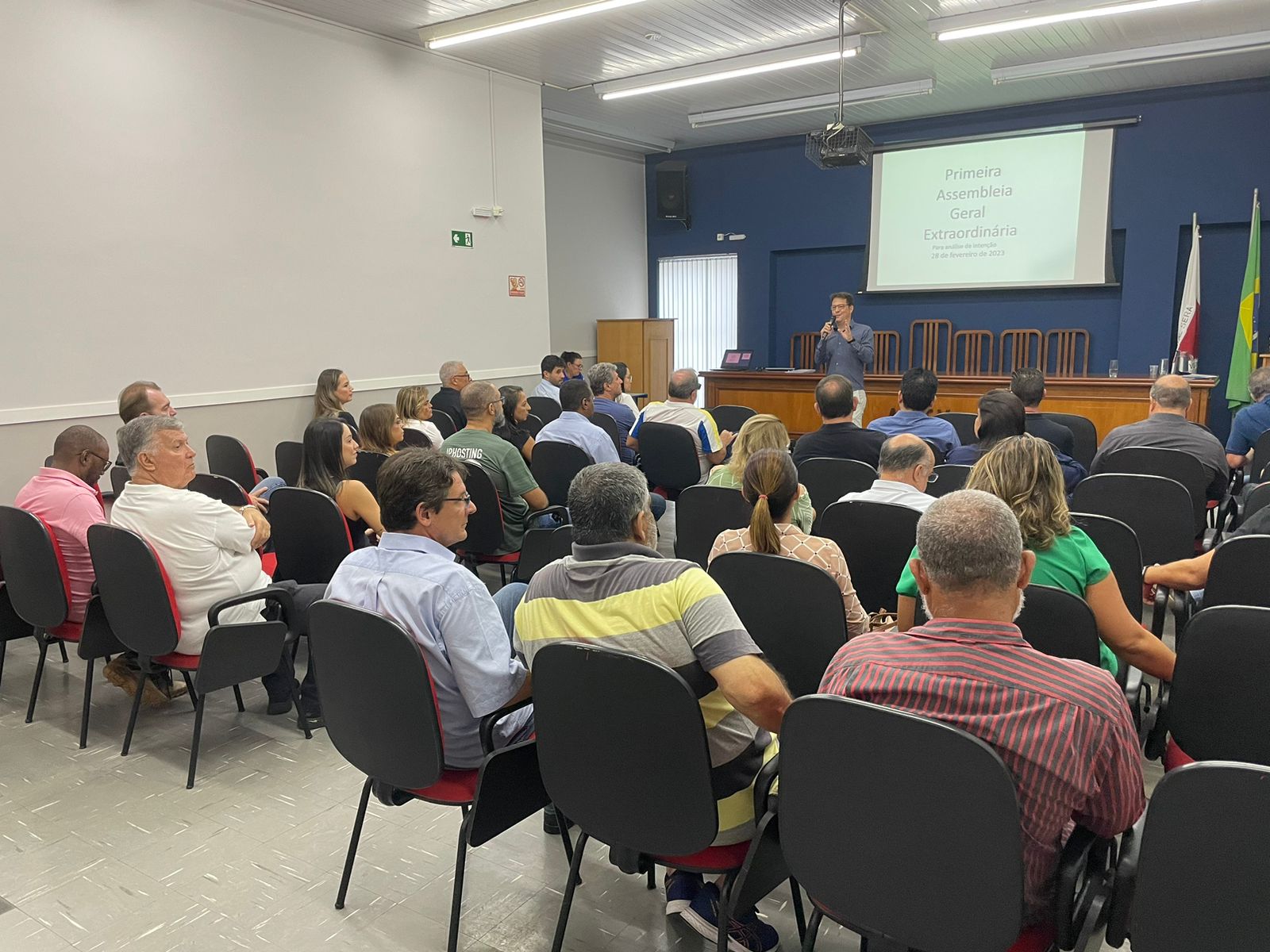 No momento, você está visualizando ACIV consulta associados em reunião e decide pela  não construção de nova sede