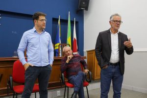 Leia mais sobre o artigo ACIV recebe Prefeito Verdi e comerciantes para falar sobre Área azul