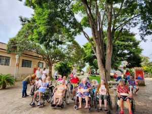 Leia mais sobre o artigo Dia D Solidariedade da ACIV fortalece parceria entre comércio local e Lar São Vicente de Paulo