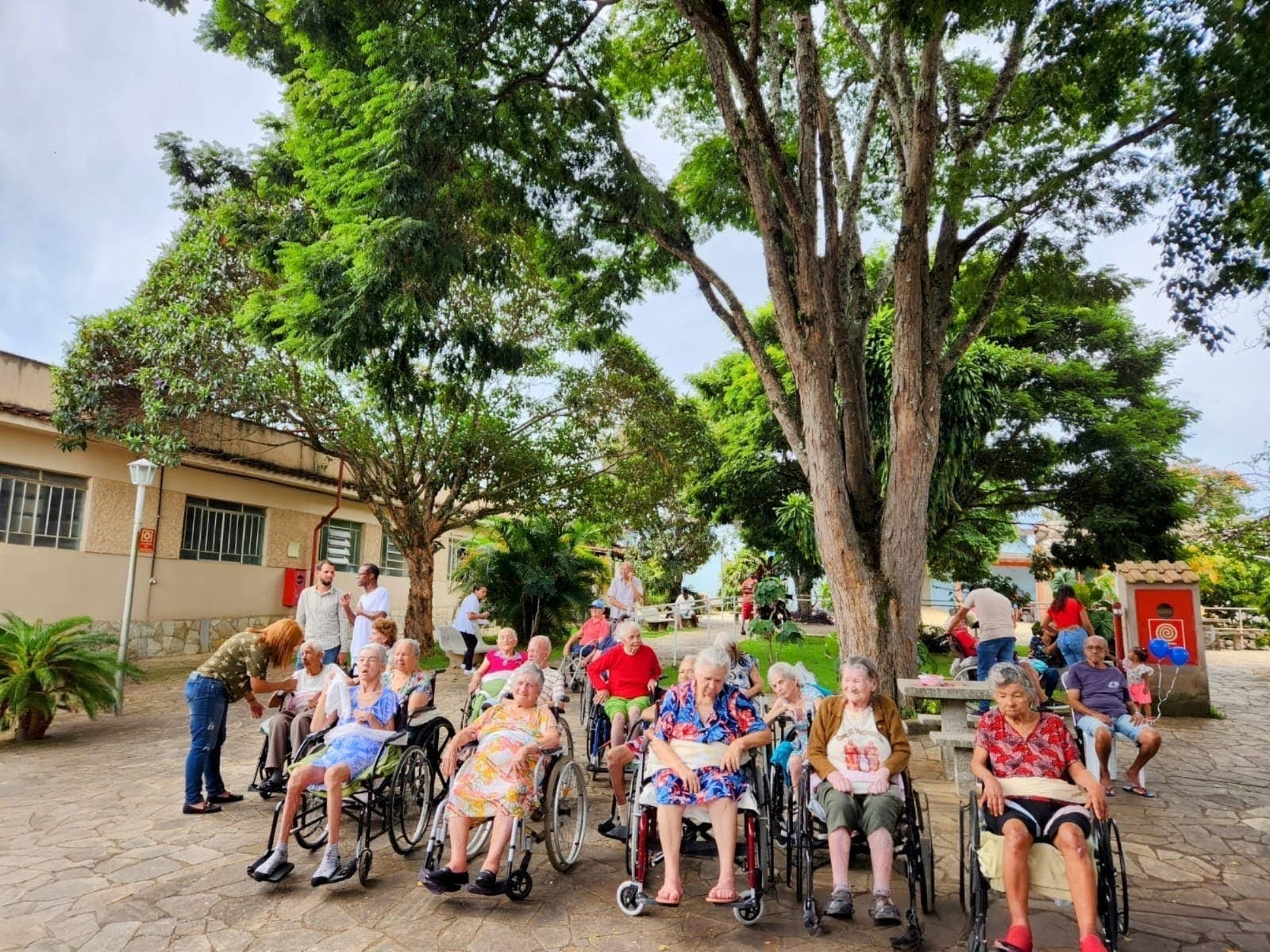 No momento, você está visualizando Dia D Solidariedade da ACIV fortalece parceria entre comércio local e Lar São Vicente de Paulo